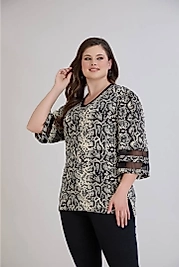 kolları dantel detaylı penye bluz