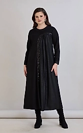 pul detaylı salaş kumaş elbise