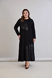 siyah pul detaylı elbise